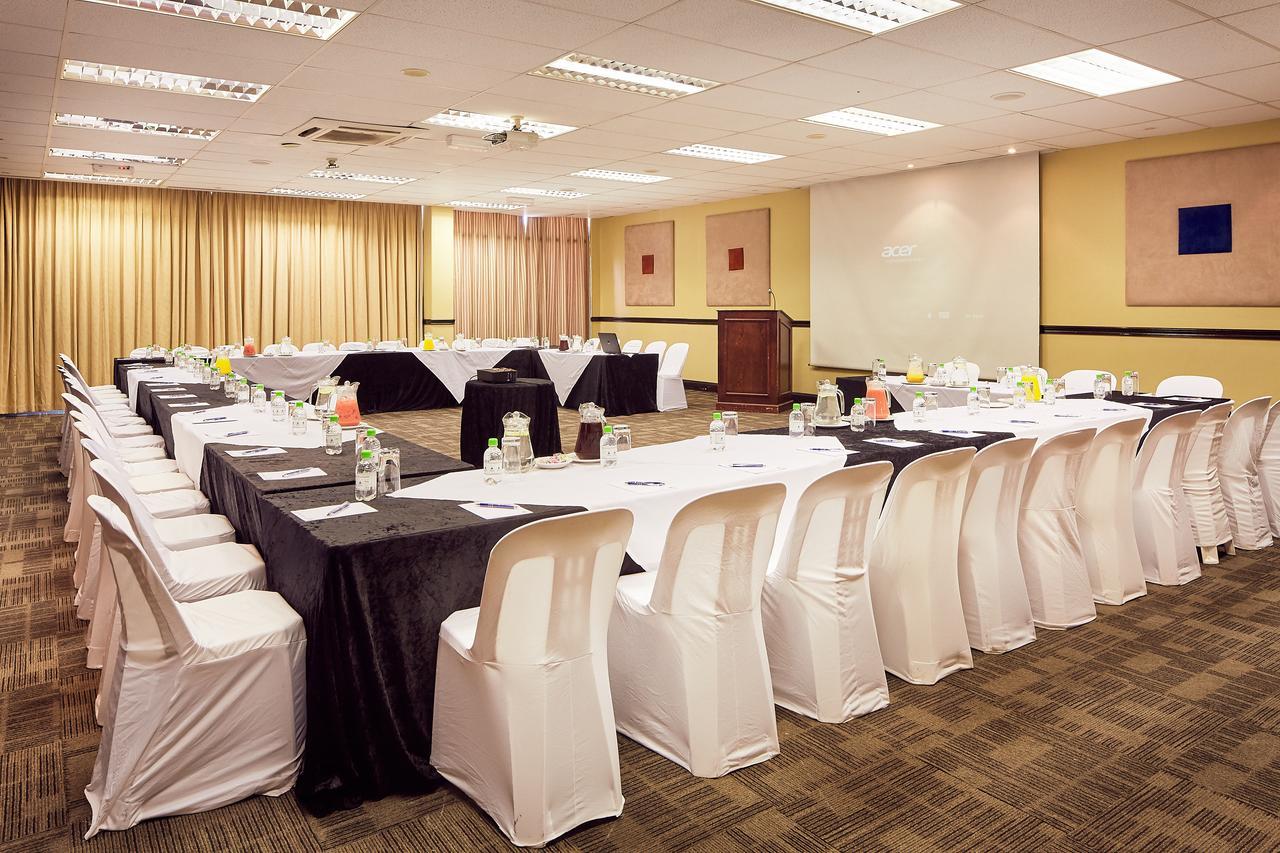First Group Oceanic Durban Exterior foto